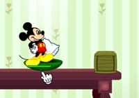 เกมส์สงครามมิกกี้เมาส์ (Guerra de Travesseiros)